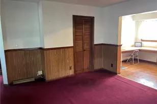 329 S Market St, Amsterdam, OH 43903 - Photo 7