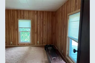 329 S Market Street, Amsterdam, OH 43903 - Photo 11