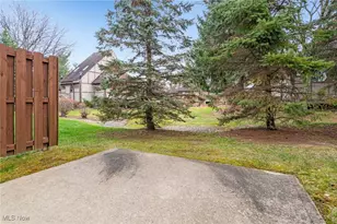 135 Sand Ct, Fairlawn, OH 44333 - Photo 21