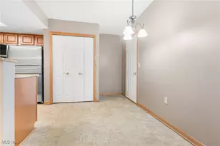 135 Sand Ct, Fairlawn, OH 44333 - Photo 13