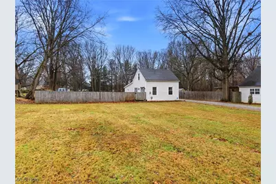 2066 King Drive, Stow, OH 44224 - Photo 1