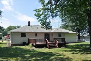 1031 Gary Ct, Wickliffe, OH 44092 - Photo 13