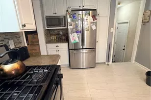 1031 Gary Ct, Wickliffe, OH 44092 - Photo 7