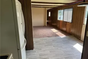 201 Pear St, Bethesda, OH 43719 - Photo 3