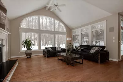 8600 Tamarack Trail, Chagrin Falls, OH 44023 - Photo 11