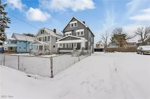 3323 E 123rd St, Loveland, OH 44120 - Photo 3