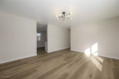 3666 Hiwood Avenue, Stow, OH 44224 - Photo 5