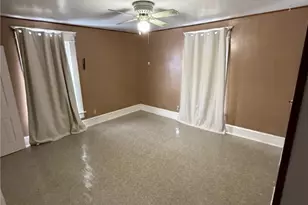 1627 Hay Ave, Coshocton, OH 43812 - Photo 11