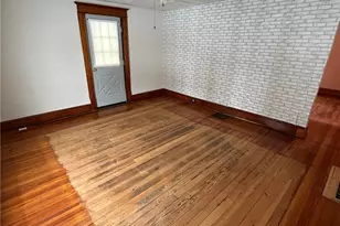 1627 Hay Ave, Coshocton, OH 43812 - Photo 7
