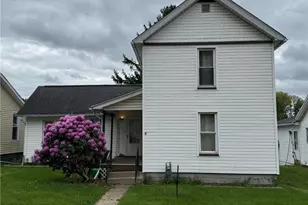 1627 Hay Ave, Coshocton, OH 43812 - Photo 1
