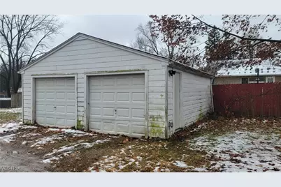 1312 Wooster Road W, Barberton, OH 44203 - Photo 3