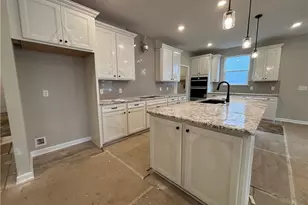 8304 Clydesdale Dr, Mentor, OH 44060 - Photo 3