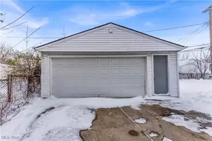 3318 Milverton Rd, Huber Heights, OH 44120 - Photo 25