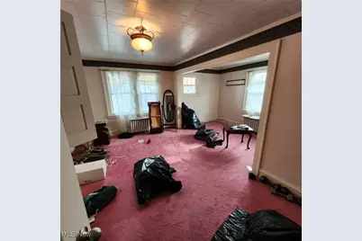 2000 Hanover Drive, East Cleveland, OH 44112 - Photo 11