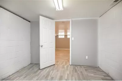 12328 Granger Road, Loveland, OH 44125 - Photo 37