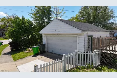 12328 Granger Road, Loveland, OH 44125 - Photo 3