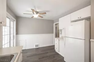 12328 Granger Rd, Loveland, OH 44125 - Photo 19