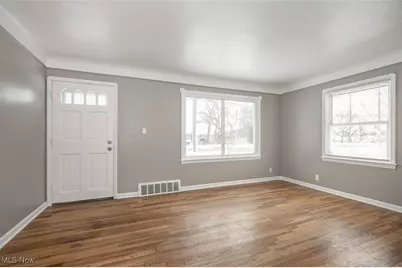 12328 Granger Road, Loveland, OH 44125 - Photo 9