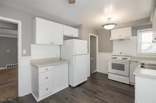 12328 Granger Rd, Loveland, OH 44125 - Photo 21