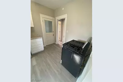 19600 Arrowhead Avenue, Loveland, OH 44119 - Photo 5