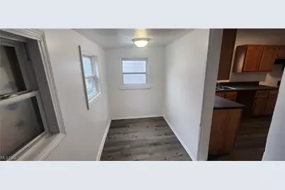 3210 Montclair Avenue, Loveland, OH 44109 - Photo 7