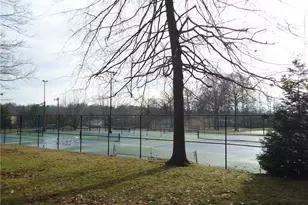 264 Kent Dr, Tallmadge, OH 44278 - Photo 17