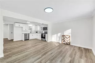 2815 Byron Dr, North Canton, OH 44720 - Photo 7