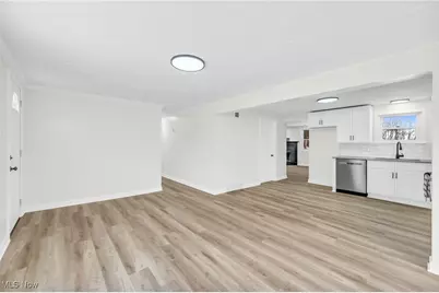 2815 Byron Drive, North Canton, OH 44720 - Photo 9