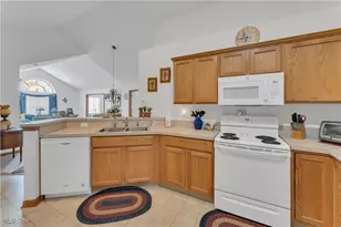 9151 Springfield Rd, Poland, OH 44514 - Photo 7