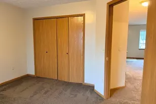 1898 Springfield Lake Blvd, Akron, OH 44312 - Photo 15