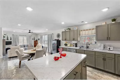 385 Nantucket Drive, Geneva, OH 44041 - Photo 5