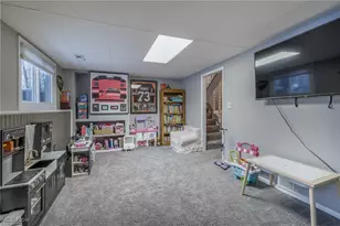 26948 Southwood Ln, Olmsted Twp, OH 44138 - Photo 17