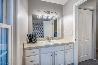 26948 Southwood Lane, Olmsted Twp, OH 44138 - Photo 15