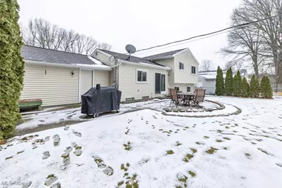 26948 Southwood Lane, Olmsted Twp, OH 44138 - Photo 23