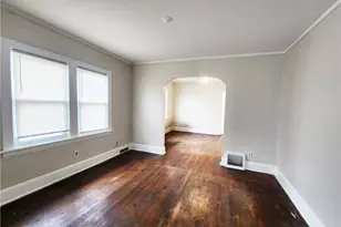 529 E Cuyahoga Falls Ave, Akron, OH 44310 - Photo 5