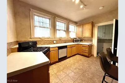 607 Copley Road, Akron, OH 44320 - Photo 3