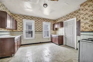 1012 E 72nd St, Loveland, OH 44103 - Photo 13