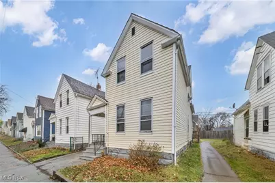 1012 E 72nd Street, Loveland, OH 44103 - Photo 3