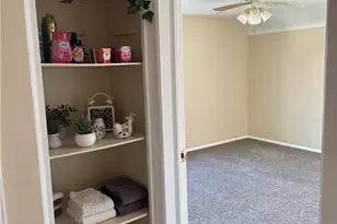 24991 Euclid Ave, Euclid, OH 44117 - Photo 9