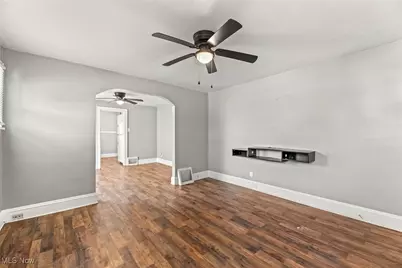 1243 Herberich Avenue, Akron, OH 44301 - Photo 7