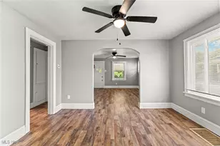 1243 Herberich Ave, Akron, OH 44301 - Photo 15