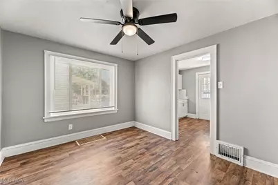 1243 Herberich Avenue, Akron, OH 44301 - Photo 11
