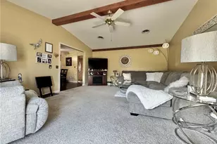 1327 Huntington Ct, Boardman, OH 44512 - Photo 13