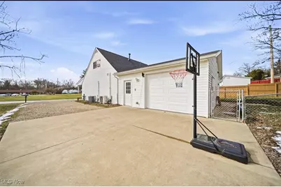 1027 Taylor Street, Zanesville, OH 43701 - Photo 11