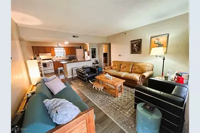 15 S Shafer Street #1306, Athens, OH 45701 - Photo 3