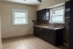 586 Morgan Ave, Akron, OH 44311 - Photo 7