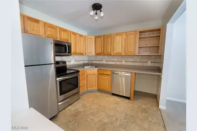 9321 Hickory Ridge Drive, Streetsboro, OH 44241 - Photo 7