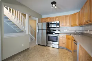 9321 Hickory Ridge Dr, Streetsboro, OH 44241 - Photo 5