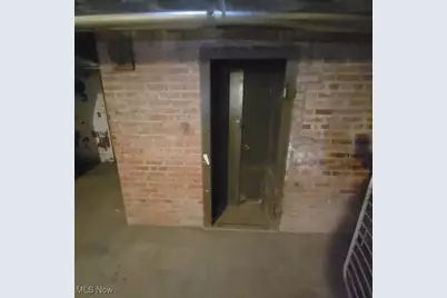 9815 Lorain Avenue, Loveland, OH 44102 - Photo 17