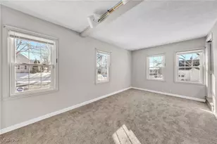 1595 Evergreen Ave, Akron, OH 44301 - Photo 11